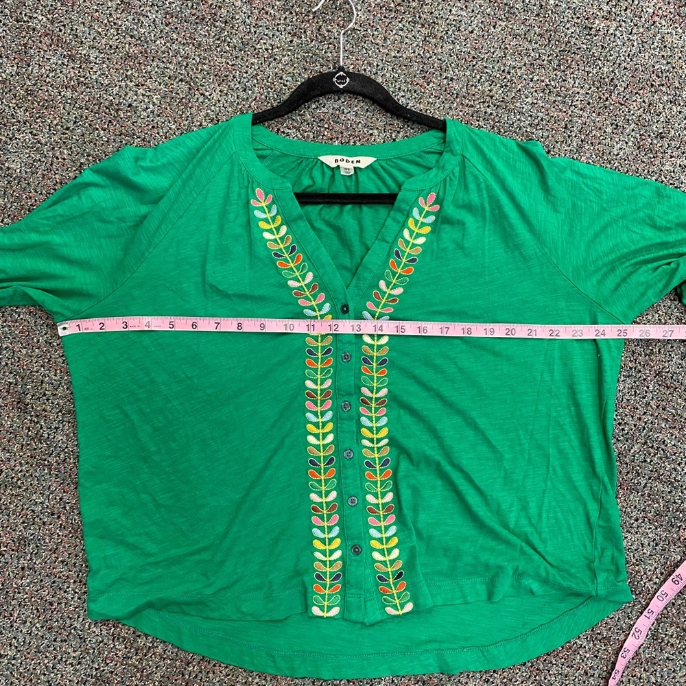 Boden Embroidered Detail Top Size US 12 Green - Picture 4 of 10